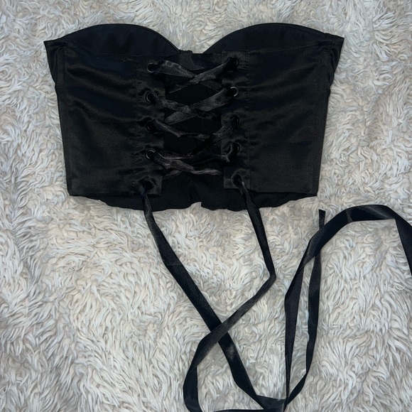 Princess Polly Black Corset Top - Picture 6 of 9
